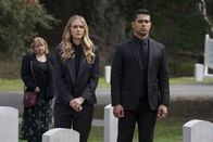 Navy CIS – Ellie Bishop (Emily Wickersham, l.); Nick Torres (Wilmer Valderrama, r.)
