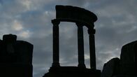 Pompeji - Protokoll einer Katastrophe – Heute ist Pompeji das größte Freilichtmuseum der römischen Antike und zieht jedes Jahr mehr als drei Millionen Besucher in seinen Bann.