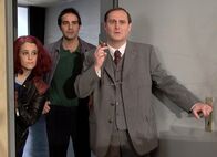 Bürgerbüro – V.l.: Gina Durler als Chick, Beat Marti als Adrian Furrer und Christoph Sommer als Dr. Wilhelm Wehrli.