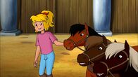 Bibi und Tina – Bibi ist stolz auf die Sable-Island-Ponys, die gar nicht mehr wild und zottelig aussehen.