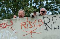 Großstadtrevier – Einer hört nicht, der andere sieht schlecht - treffen können beide nicht: Peter, der Taube (Gerhard Polacek, l.), und Leon, der Blinde (Torsten Hammann, r.), sind ein Katastrophenteam.; ARD GROSSSTADTREVIER XXXVII. STAFFEL, FOLGE 500, "Vendetta" Uhr im ERSTEN. Einer hört nicht, der andere sieht schlecht - treffen können beide nicht: Peter, der Taube (Gerhard Polacek, l.), und Leon, der Blinde (Torsten Hammann, r.), sind ein Katastrophenteam.