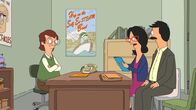 Bob's Burgers – Als Bob (r.) und Linda (M.) der Schule ihrer Kinder einen Besuch abstatten, müssen sie feststellen, dass deren Essays über eine Fantasy-Version von Wagstaff ein wenig zu kreativ und gar beleidigend sein könnten ...