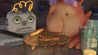 Q Pootle 5 – Bud-D und Groobie haben ihre Pflanze mit leckerem Essen gefüttert, um sie zum Wachsen zu bringen. Leider scheint es der wählerischen Pflanze nicht zu schmecken.
