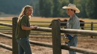 Yellowstone – Summer Higgins (Piper Perabo) und Carter (Finn Little)