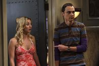 The Big Bang Theory – Penny (Kaley Cuoco), Sheldon Cooper (Jim Parsons)