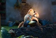 Rudis Rasselbande – Ella (Anna Menzel) und Rudi (Lennart Morgenstern) wollten die ganze Nacht wach bleiben, um Sternschnuppen zu sehen. Werden sie sie nun verpassen?