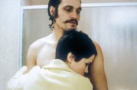 Trouble Every Day – Das junge Paar Shane (Vincent Gallo) und June (Tricia Vessey) verbringt aufregende Flitterwochen in Paris.