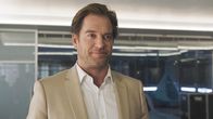 Bull – Für seinen aktuellen Prozess müssen Bull (Michael Weatherly) und sein Team in die kleine Stadt Callisto in Texas fahren. Für Bull birgt dieser Ort keine guten Erinnerungen, denn dort hat er den bisher einzigen Prozess seiner Karriere verloren ...
