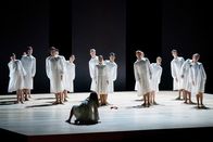 Jolanthe und der Nussknacker – Mila Schmidt (Jolanthe), Ensemble Ballett.