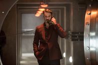Codename U.N.C.L.E. – Der Casanova Alexander Vinciguerra (Luca Calvani) macht der hübschen Gaby Avancen, nicht ahnend, dass sie zu einer Gruppe Agenten gehört, die seine geheime Organisation und die Pläne seiner Frau Victoria zerstören wollen ...