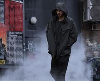 Morbius – Weil er wegen Mordes gesucht wird, muss Dr. Michael Morbius (Jared Leto) untertauchen.