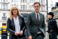 Protection – DI Liz Nyles (Siobhan Finneran, li.) und DI Richard Bewley (Andrew Knott, re.)