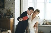 Match Point – Schon bei ihrer ersten Begegnung fühlen sich Chris (Jonathan Rhys Meyers) und Nola (Scarlett Johansson) zueinander hingezogen.