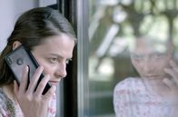 Clara – Clara (Olga Török) erfährt von ihrem Vater in Rumänien, dass ihr Sohn verschwunden ist.