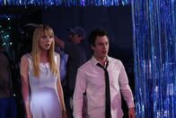 Cabin Fever 2 – L-R: Cassie (Alexi Wasser), John (Noah Segan)