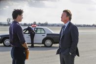 Scorpion – Als der FBI-Agent Cabe Gallo (Robert Patrick, r.) bei Walter O'Brien (Elyes Gabel, l.) und seinen Freunden vor der Tür steht, ahnen diese noch nicht, welche lebenswichtige Aufgabe sie bekommen ...