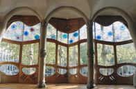 Gaudí - Architekt der Moderne in Barcelona – Antoni Gaudís organische, originelle und gleichzeitige funktionale Architektur ist weltweit bekannt und verleiht Barcelona ein einzigartiges Flair.