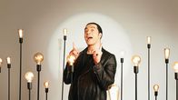 Babbel Net! – „Babbel Net!“ sagt der Kurpfälzer, wenn jemand kein dummes Zeug reden soll. Und genau davor will Gastgeber Bülent Ceylan sein Publikum weiter bewahren und verrät auch in der zweiten Staffel, was man über die wichtigen Themen des Lebens wissen sollte.