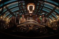 Nautilus – Von links: Suyin (Ling Cooper Tang), Ranbir (Ashan Kumar), Benoit (Thierry Frémont), Nemo (Shazad Latif), Boniface (Pacharo Mzembe) und Turan (Arlo Green) - Sie flüchten mit der Nautilus vor der mächtigen British East India Trading Company.