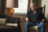 Survive the Night – Frank (Bruce Willis)
