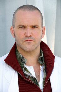 Die Rosenheim-Cops – Martin Weinek (Stefan Hilbinger).