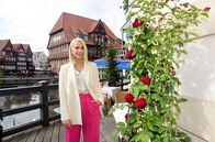 Rote Rosen – ARD ROTE ROSEN, Telenovela, 18. Staffel mit neuen Folgen ab (13.10.20), montags bis freitags um 14.10 Uhr im Ersten. Amelie Fährmann (Lara-Isabelle Rentinck)