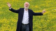 Expedition in die Heimat – Harald Schmidt genießt die Naturidylle im Tiefenbachtal, das er als Kind unsicher gemacht hat.
