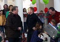 Modern Family – (v.l.n.r.) Cameron Tucker (Eric Stonestreet); Mitchell Pritchett (Jesse Tyler Ferguson); Lily Tucker-Pritchett (Aubrey Anderson-Emmons)