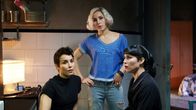 Was geschah am Montag? – Drei der Settman-Siebenlinge (Noomi Rapace). Jede darf nur an dem Wochentag vor die Tür, dessen Name sie trägt.