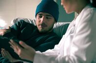 In aller Freundschaft – Eric Cordes spielt Linus Mitka.