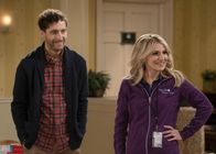 B Positive – Drew Dunbar (Thomas Middleditch, l.); Gina Dabrowski (Annaleigh Ashford, r.)