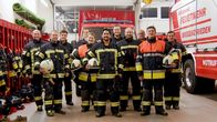 Weites Land – Adrian (Mitte) und seine Kameraden von der Feuerwehr Bregenz-Ried.