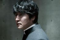 Durst – Priester Sang-hyeon (Kang-ho Song).
