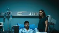 Trash Fire – Adrian Grenier als Owen, Angela Trimbur als Isabel