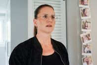 Reporter Spezial – Nathalie Hofer erzählt, was ihr die Bilder von ihrer verstorbenen Tochter bedeuten.