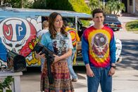 The Goldbergs – Hayley Orrantia (Erica Goldberg), Sam Lerner (Geoff Schwartz).