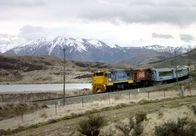 Mit dem Zug durch ... – Mit dem TranzAlpine in schwindelnde Höhen, entlang Flüssen und Seen zu den üppigen Buchenwäldern der Tasman-See.
