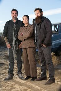 Fast N' Loud – Richard Rawlings (L) Sue (Center) and Aaron Kaufman (R).