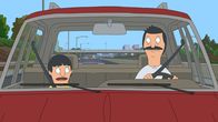 Bob's Burgers – Nachdem Bobs (r.) neuer, ferngesteuerter Hubschrauber ohne Grund auseinanderfällt, will er ihn erstattet bekommen. Gene (l.) unterstützt ihn im Kampf gegen den Hersteller ...