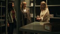 Tatort – Wer hat das Haarlager leergeräumt? (v.l.n.r.): Carol Schuler als Kommissarin Tess Ott, Anna Pieri Zuercher als Kommissarin Isabelle Grandjean und Stephanie Japp als Aurora Schneider.