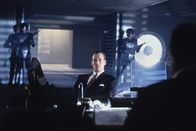 Highlander II - Die Rückkehr – Bösewicht David Blake (John C. McGinley) geht es nur um seinen Profit.