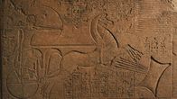 Mythos Ramses II. – Was für das europäische Mittelalter die Ritter waren, sind im Alten Ägypten die Streitwagen-Fahrer.