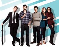How I Met Your Mother – Einblicke in die verrückten Zeiten von Ted (Josh Radnor, M.), Marshall (Jason Segel, 2.v.l.), Barney (Neil Patrick Harris, l.), Lily (Alyson Hannigan, 2.v.r.) und Robin (Cobie Smulders, r.) ...