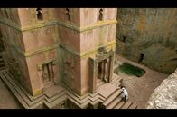 Die Bienenflüsterer – Bet Giyorgis ist die bekannteste und am besten erhaltene von elf Kirchen des Felsenkirchen-Komplexes in Lalibela.
