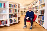 einfach Mensch – Moritz Raykowski im Max-Planck-Institut in Köln