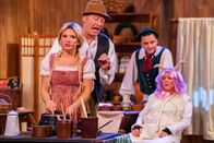 Die Comedy Märchenstunde – (v.l.n.r.) Evelyn Burdecki; Tom Gerhardt; Özcan Cosar; Mirja Boes