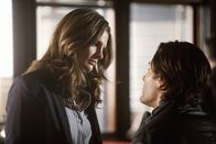 Castle – Was verbindet Josh Davidson (Victor Webster, r.) mit Kate Beckett (Stana Katic, l.) wirklich?; Was verbindet Josh Davidson (Victor Webster, r.) mit Kate Beckett (Stana Katic, l.) wirklich?