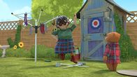Paddingtons Abenteuer – v.li.: Mrs. Bird, Paddington