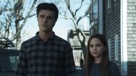 American Horror Story – Harry Gardner (Finn Wittrock, l.); Alma Gardner (Ryan Kiera Armstrong, r.)