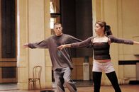 Step Up – Ballett meets Streetdance: Wider Erwarten kann Tyler (Channing Tatum) dem Tanzen mit Nora (Jenna Dewan) einiges abgewinnen ...